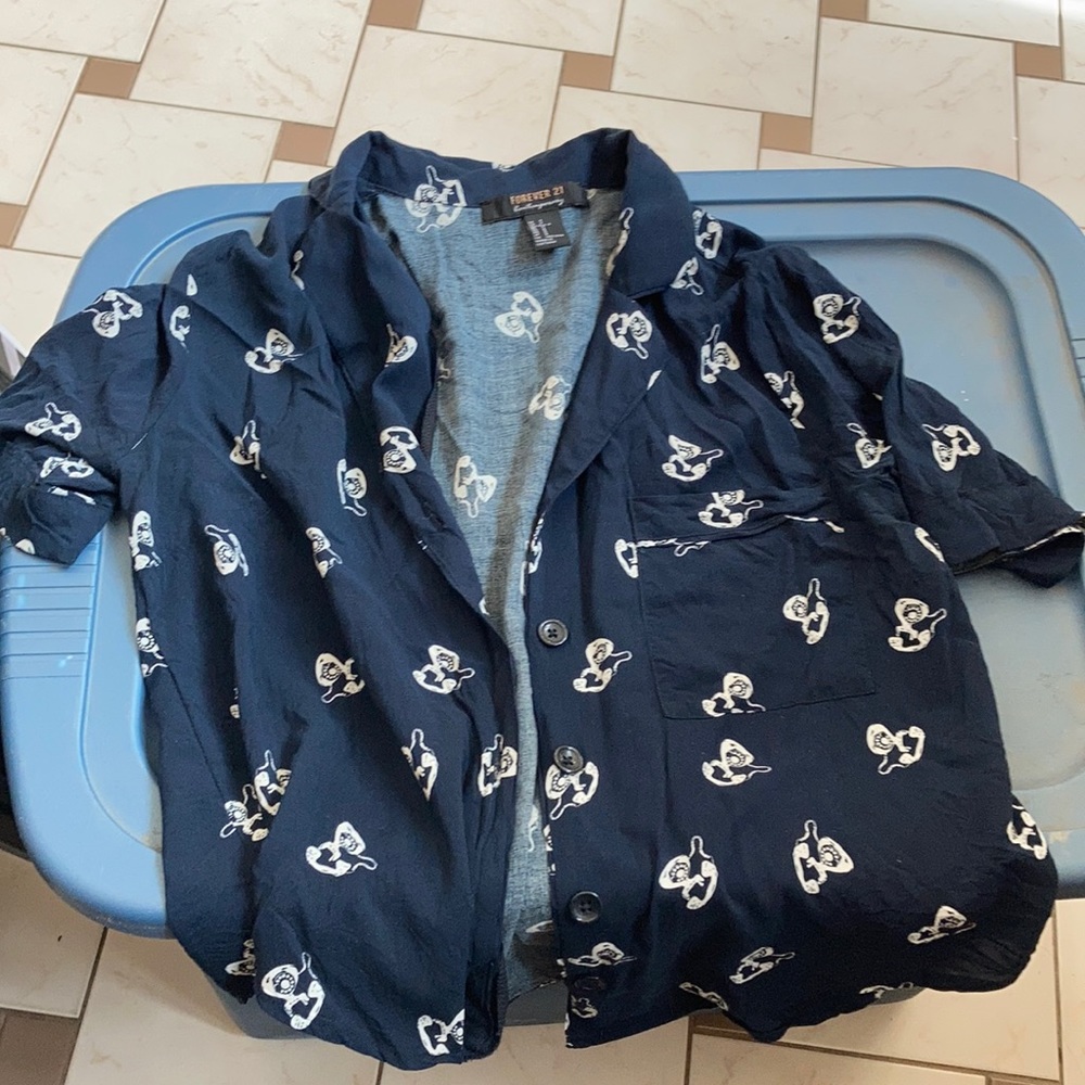 Forever 21 telephone print button up
